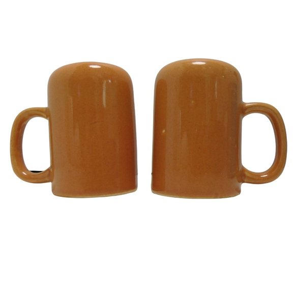 Grandma's Salt & Pepper Shakers Set Easy Pourin, Approx 2.5"x 4" - Picture 4 of 8